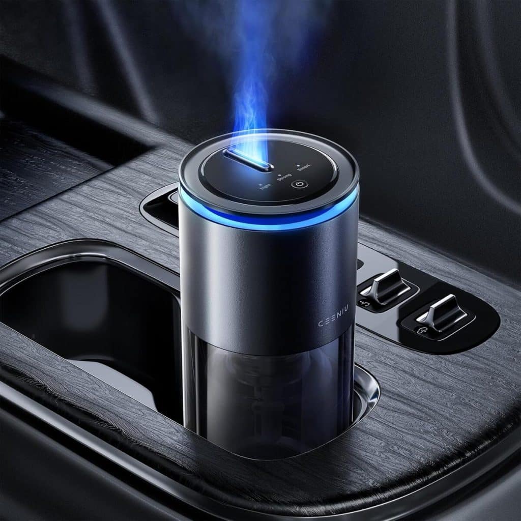 Test : diffuseur CF12 de Ceeniu, désodorisant intelligent pour voiture