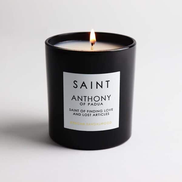 SAINT Anthony of Padoua Bougie parfumée avec prière, pièce de prière et huile sainte, Saint of Finding Love and Lost Articles, bougie d'aromathérapie soja et noix de coco, durée de combustion de 50