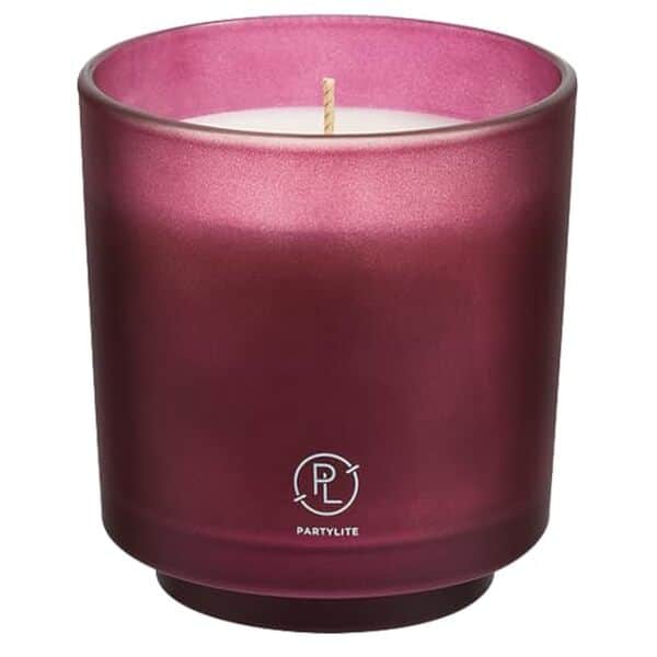 Découvrez notre avis détaillé sur la bougie PartyLite aux mûres et framboises : senteurs, qualité, durée et recommandations pour bien choisir. 